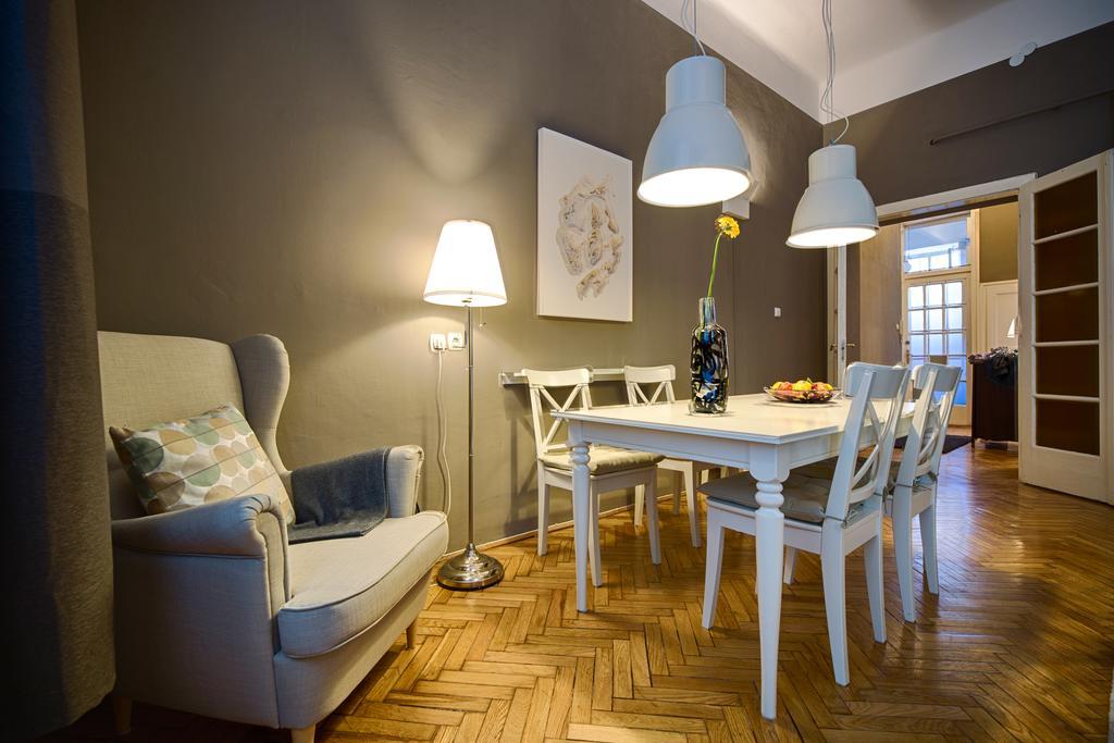 Logement Sous Le Chateau بودابست المظهر الخارجي الصورة